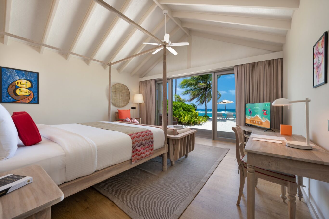 CCM – Beach Villa – Bedroom 1