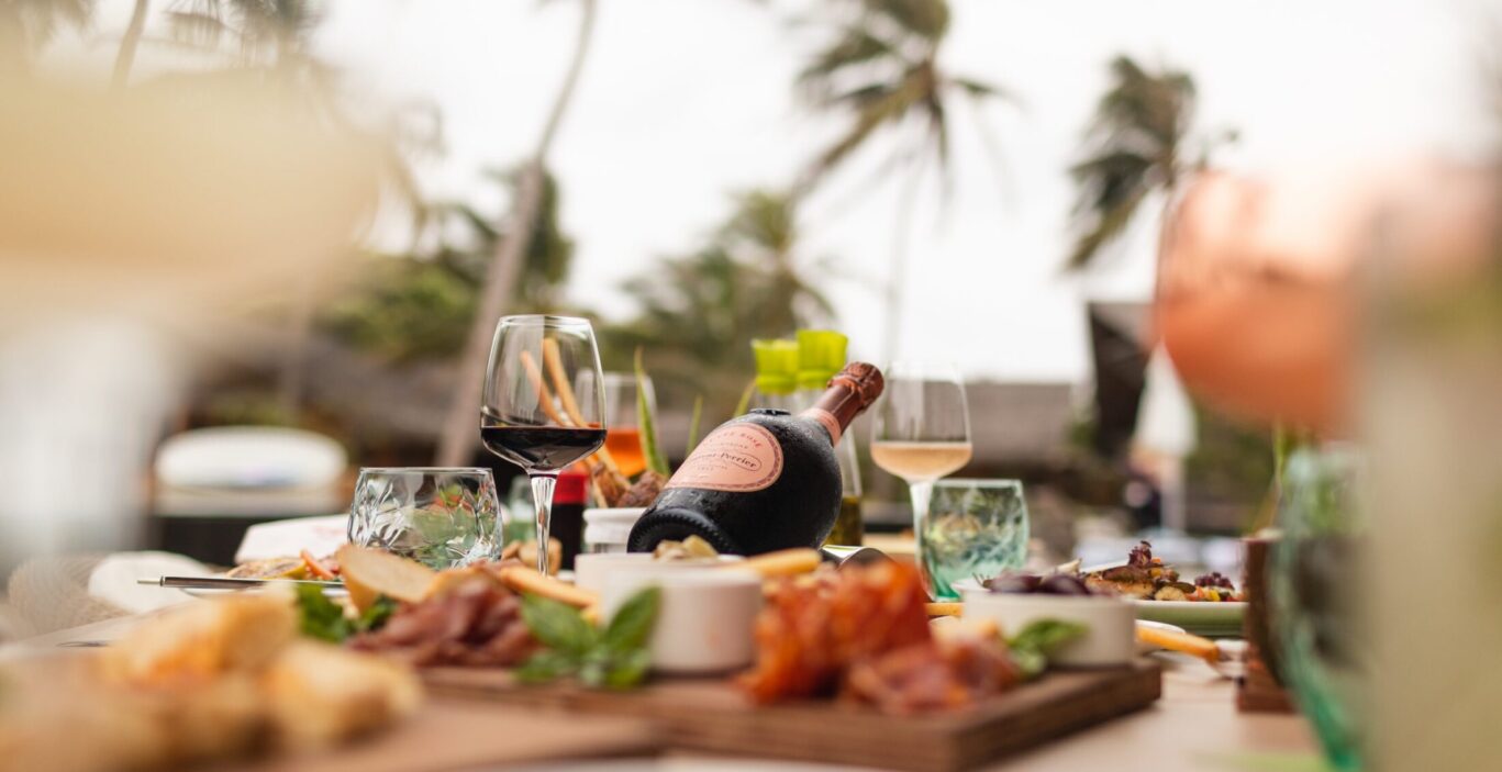 Dining in a destination that pleases your aesthetic senses, our restaurants at Cora Cora Maldives let you indulge in a diverse gastronomic affair of a lifetime.